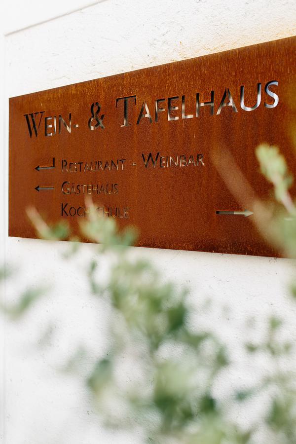 Wein- & Tafelhaus Hotel Trittenheim Bagian luar foto