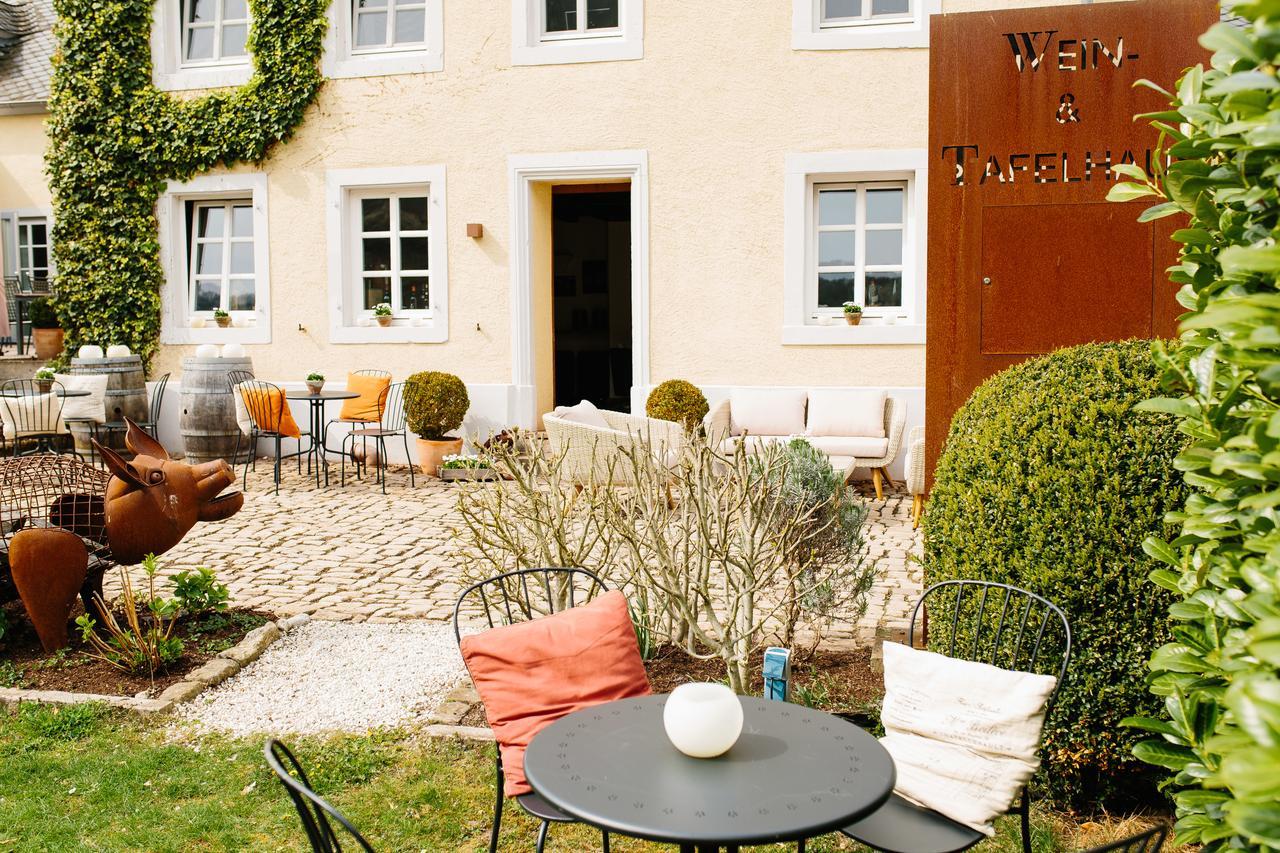 Wein- & Tafelhaus Hotel Trittenheim Bagian luar foto